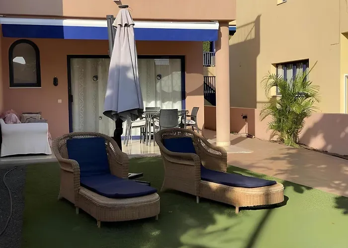 Bonita Villa Con Propio Entrada Y Con Piscina